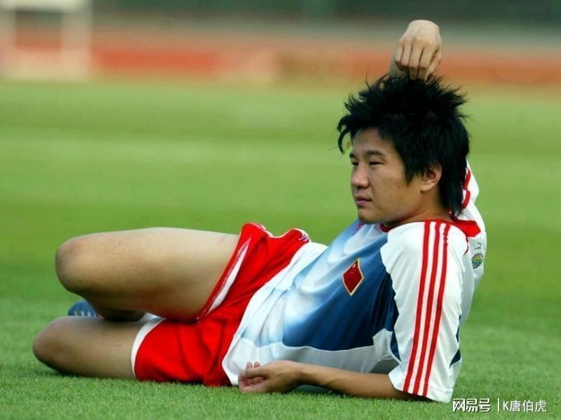 乐玩体育app下载-李金羽个性太强？被李玮锋掐脖子、不理郑智、与朱广沪渐行渐远